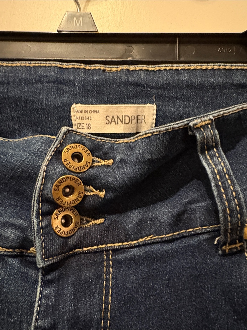 Sandpiper Dark Blue Distressed Denim Women's Shorts Size 18 - Picture 3 of 3